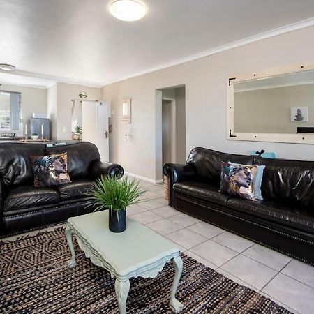 The Potting Shed Self Catering Apartment Hermanus Ngoại thất bức ảnh