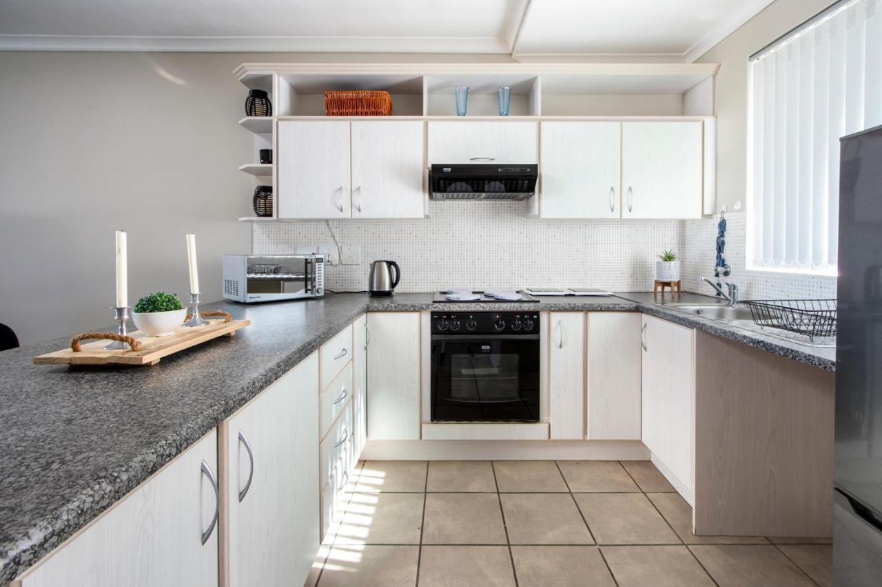 The Potting Shed Self Catering Apartment Hermanus Ngoại thất bức ảnh