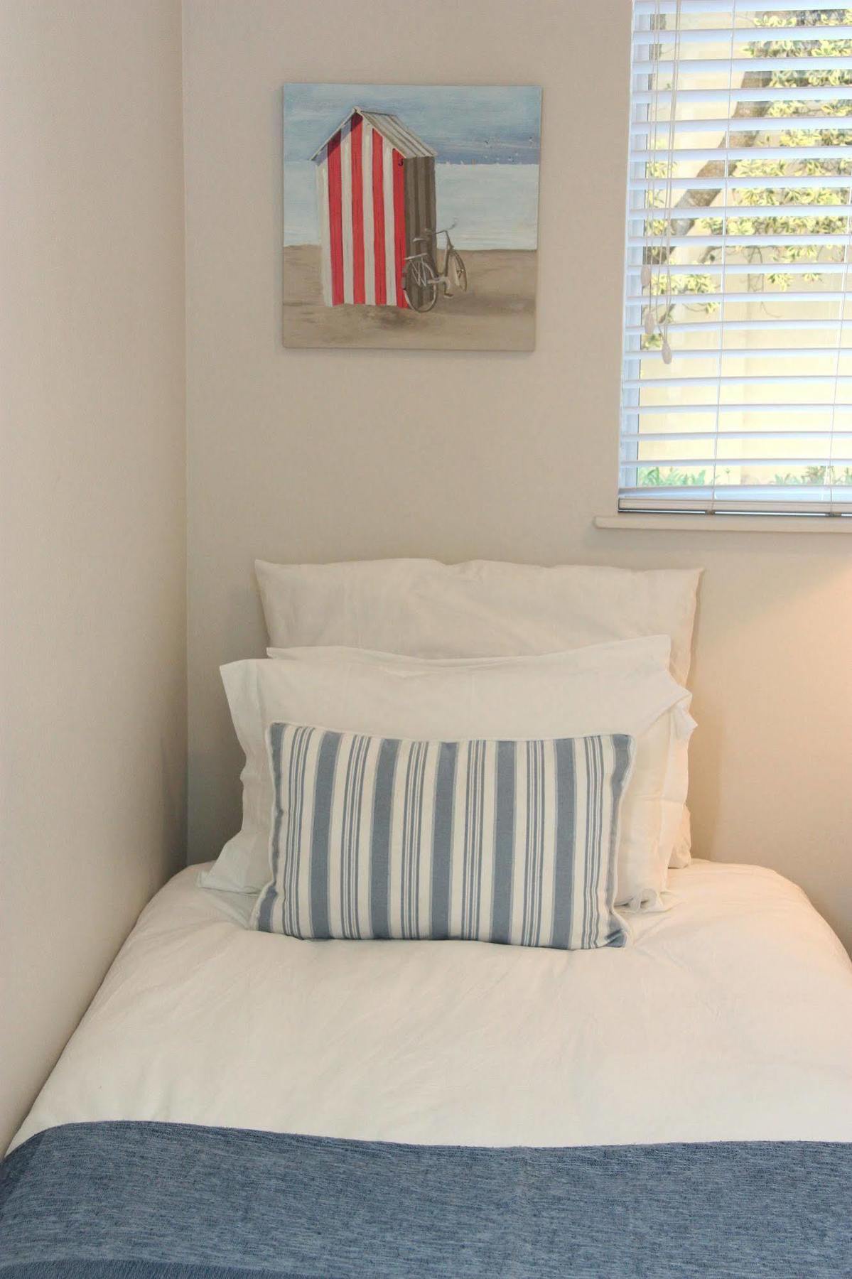 The Potting Shed Self Catering Apartment Hermanus Ngoại thất bức ảnh