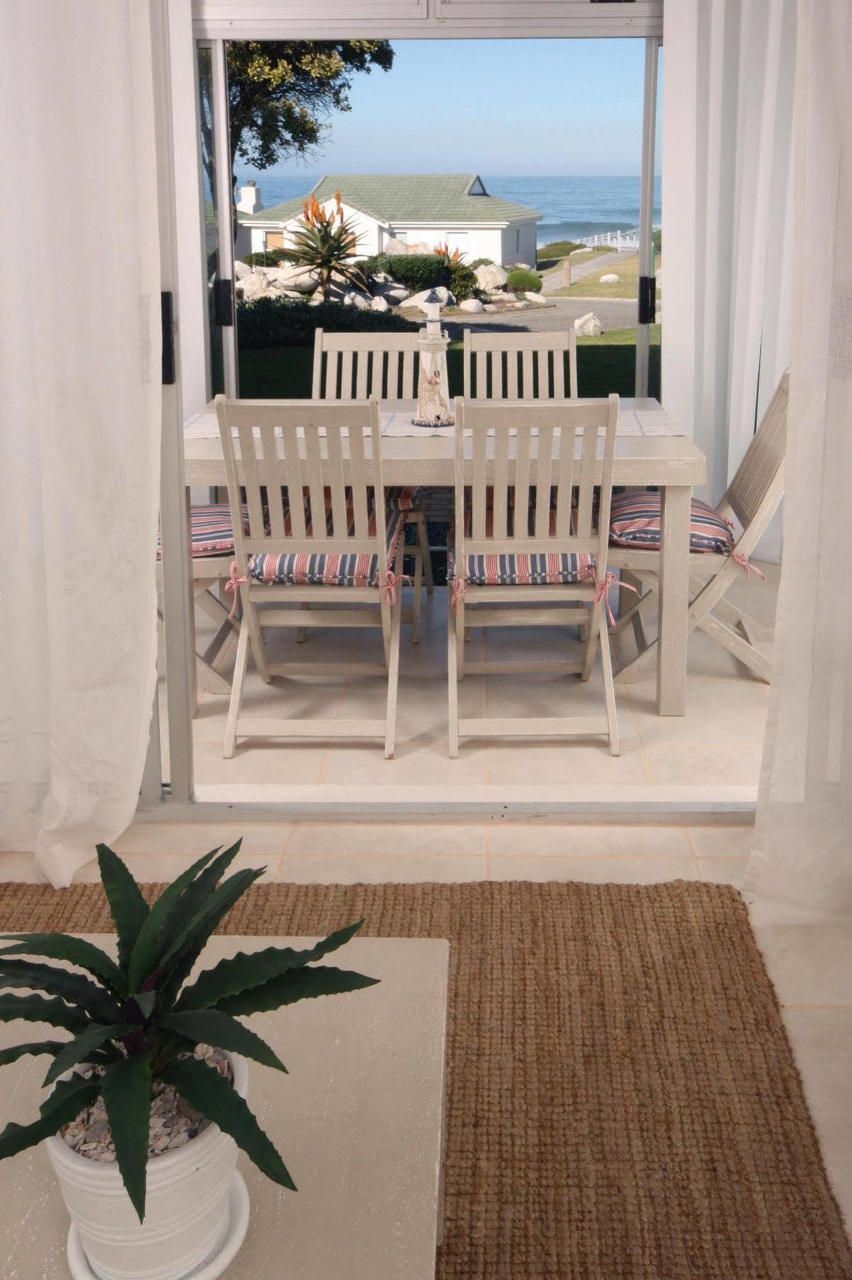 The Potting Shed Self Catering Apartment Hermanus Ngoại thất bức ảnh